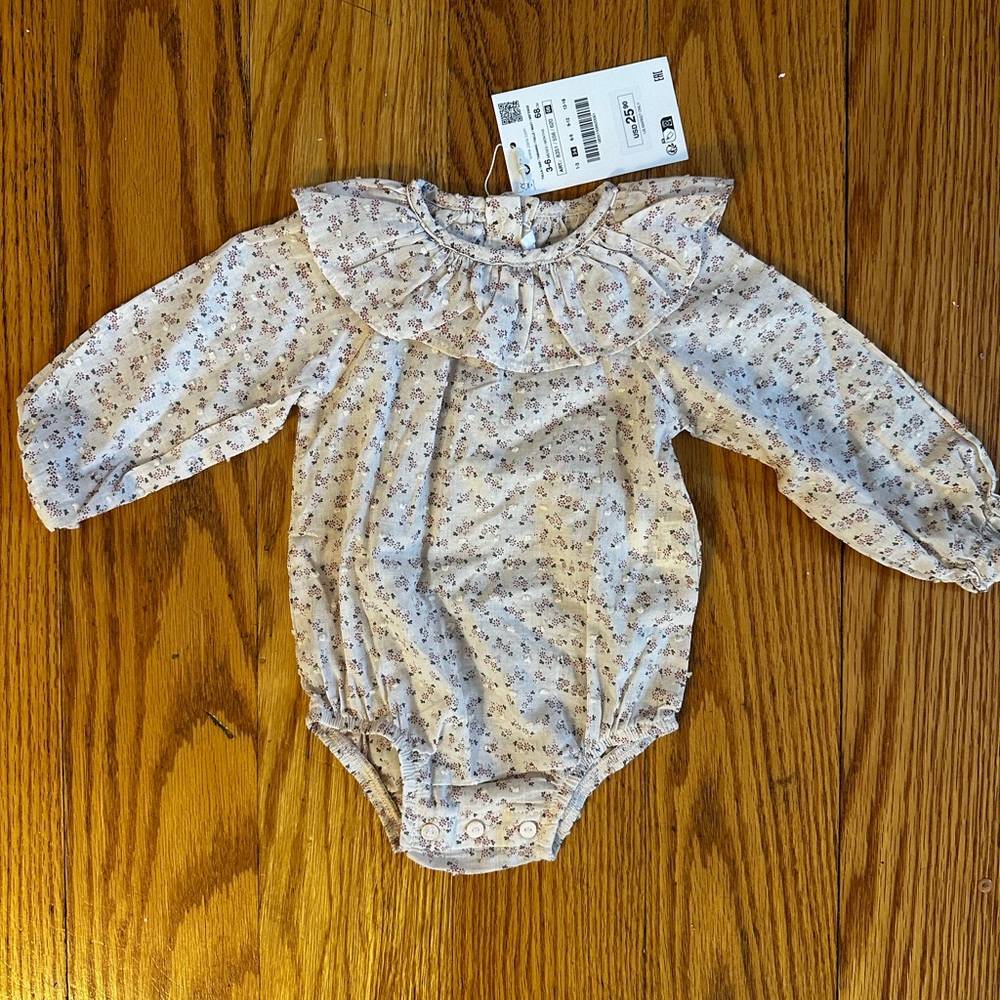 Zara floral print 3-6m onesie NWT